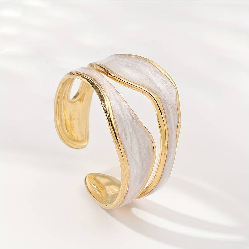 Anel Vintage em Ouro Branco