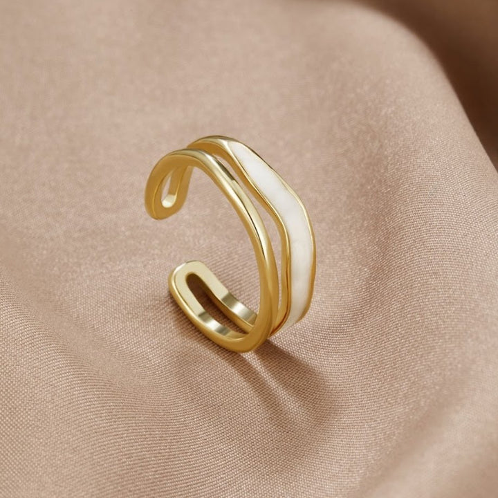 Anel Sahara de Ouro com Camadas